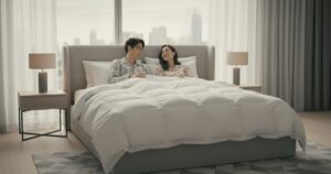 羽毛布団に毛布いらない？暖かさを最大化する順番と選び方